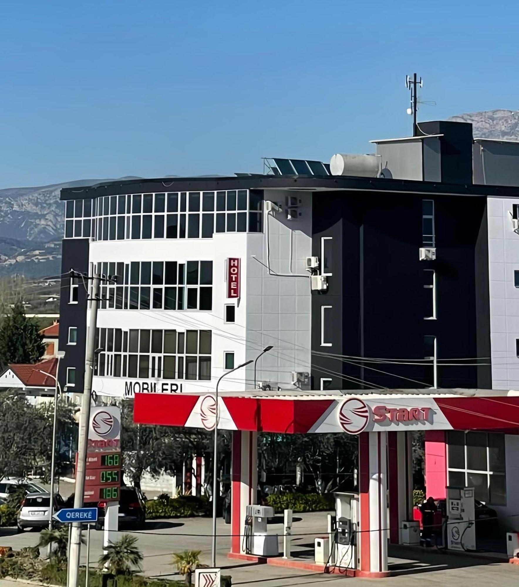 Grand Hotel Gjyshi Qerrexhias Εξωτερικό φωτογραφία