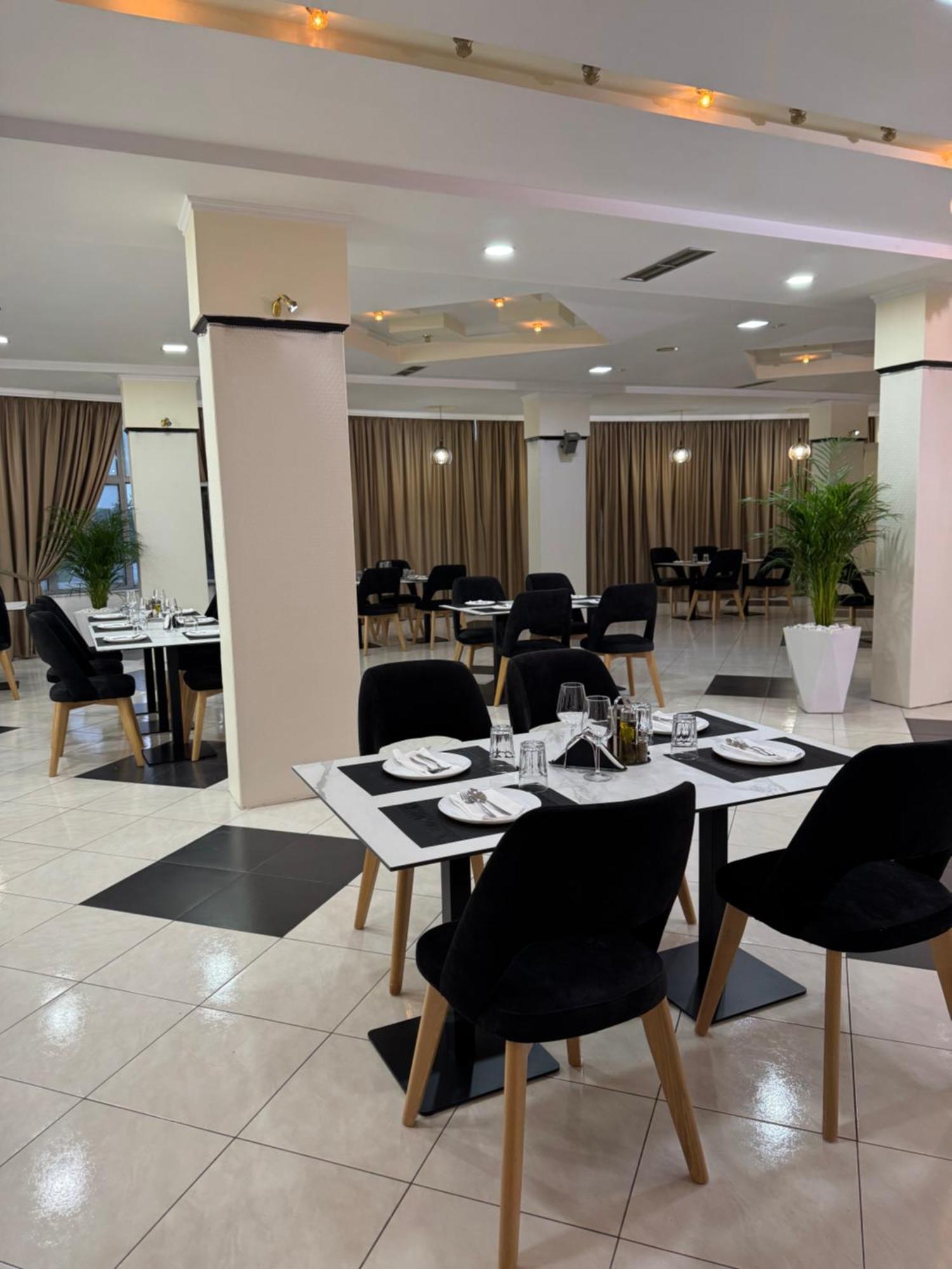 Grand Hotel Gjyshi Qerrexhias Εξωτερικό φωτογραφία